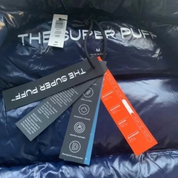 ARITZIA SUPER PUFF super shorty admiral 700 down fill/ M/NWT/sold out - Picture 3 of 4